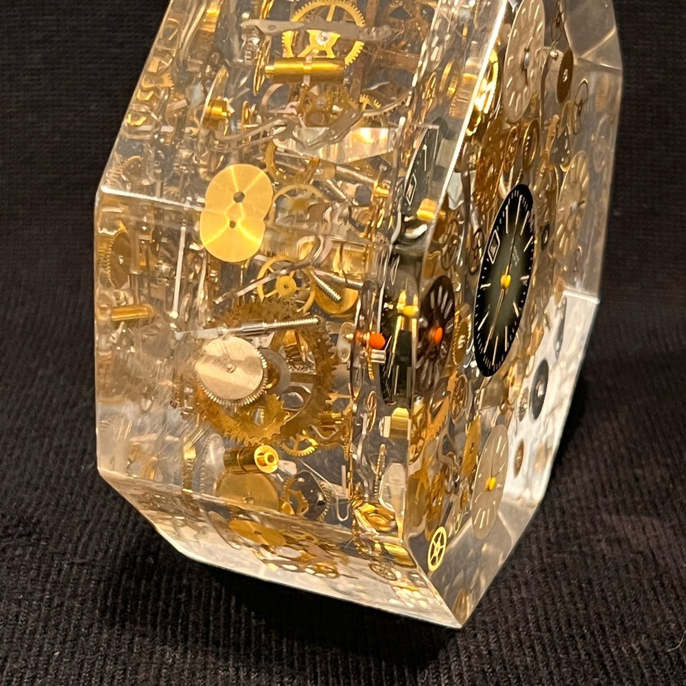 MCM Rare 1950s Lucite Exploding Watch Parts Sculpture Frozen Paperweight Octagon - Picture 14 of 15